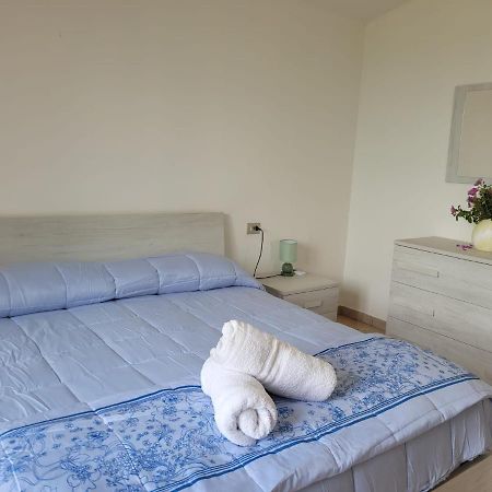 Appartamento A Pula In Zona Residenziale Exteriör bild