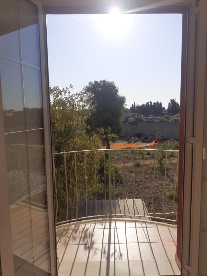 Appartamento A Pula In Zona Residenziale Exteriör bild