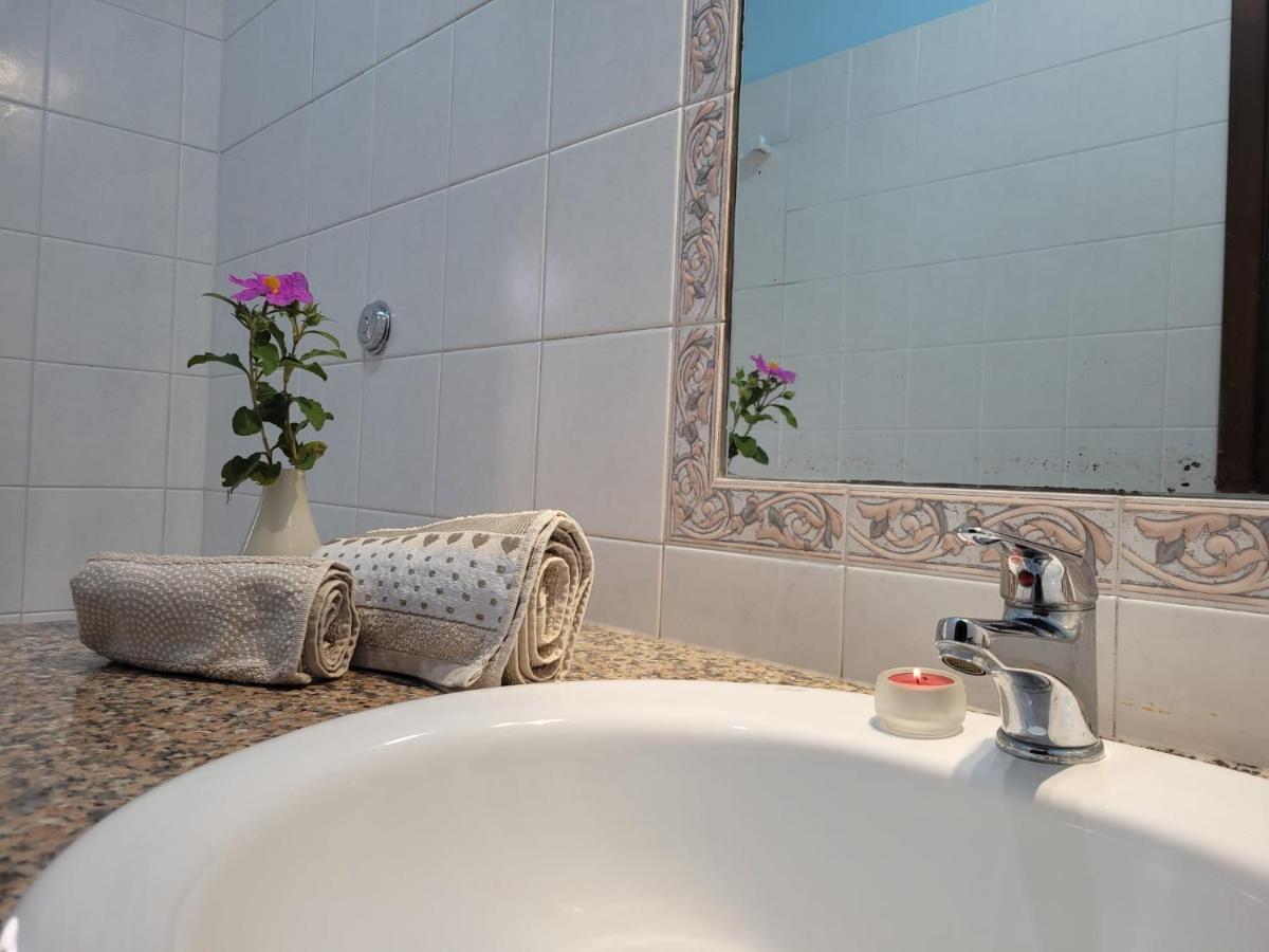 Appartamento A Pula In Zona Residenziale Exteriör bild
