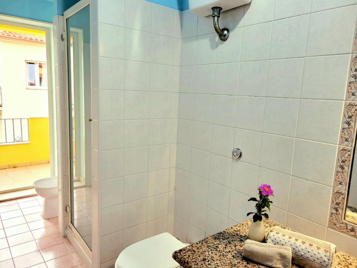 Appartamento A Pula In Zona Residenziale Exteriör bild